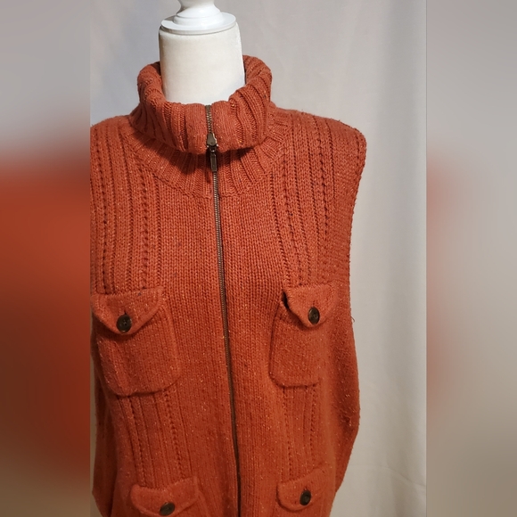 Eddie Bauer Rust  Knit Vest with Pockets - Picture 8 of 10